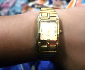 Original Royal Time Quartz Ladies Wrist Watch.