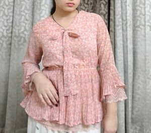 Floral Print Pleated Top