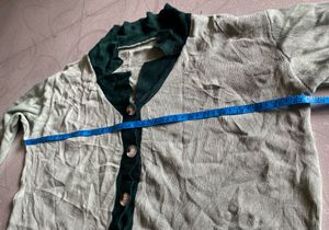 stylish Two-Tone Button-Up Cardigan/Shrug