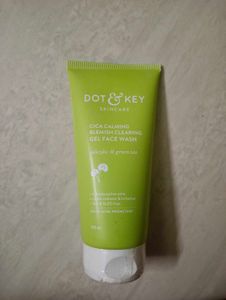 Dot & Key Face Wash