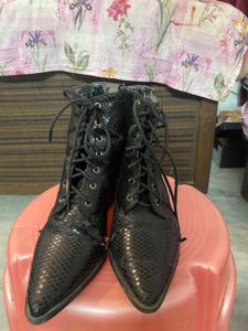 Stylish Black Ankle Boots