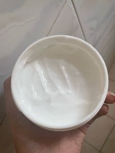 Plum Coconut &amp; Peptide Strength &amp; Shine Hair Mask