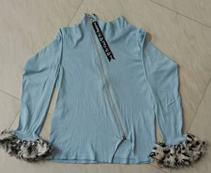 SKY BLUE FURR TOP FOR WOMEN