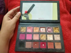 Huda Beauty Rosegold Remastered Palette