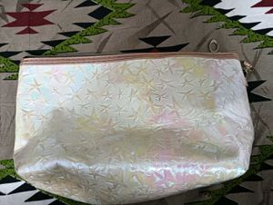 Mini makeup pouch