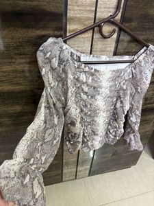 Stylish Snake Print Top