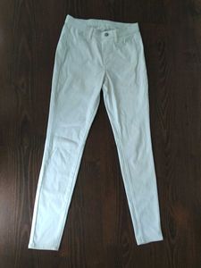 White Skinny Pants