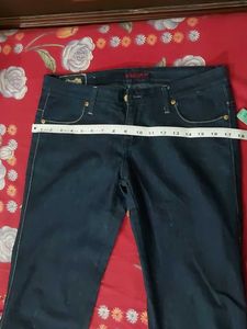 32 Size Jeans 👖