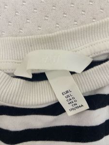 Black &amp; White Striped Fitted Crop Full Sleeves