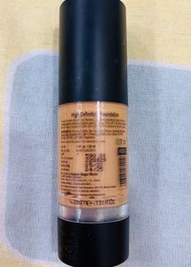Color Essence HD Foundation