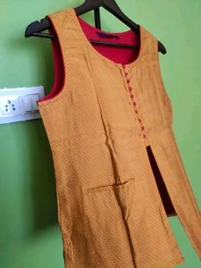Ethnic Pattern Trendy Ladies Waist Coat/New W Tag