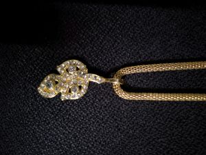Golden Colour, Diamonds, Beautiful, Petals Design