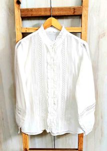 Vintage-Inspired Ruffled Blouse size-40-L