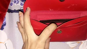2 Side Pokets And Andr Bhi 3 Poket H. Handbag