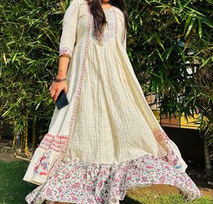 Elegant Printed Kurta Set