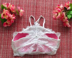 Victoria&#39;s Secret : Halter Neck Top