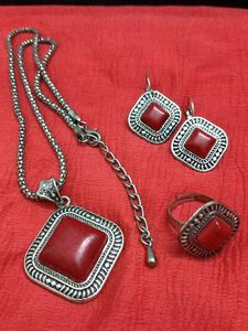 Red Stone Jewelry Set