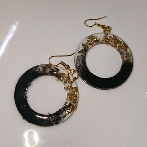 Resin Earing.