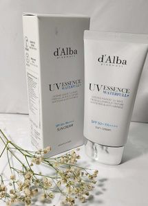 d'Alba UV Essence Waterfull+ Sun Cream