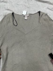 Sale 🚨H&amp;M Sweetheart Neck T-shirt ! Size -L