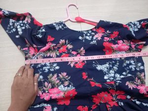 Floral Print Dress front cut design