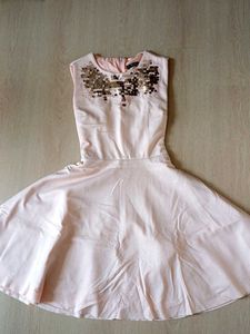 Peachy Pink Sequined Sleeveless Party Dress