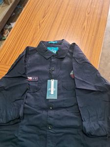 Men&#39;s Button-Down Shirt