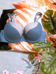 WOMEN & GIRLS BRA