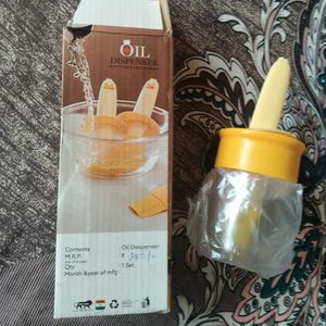 Oil Dispenser With Brush