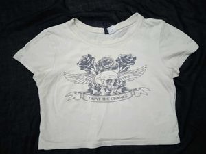 H&amp;M Cream Crop Top