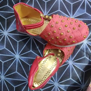 Baby Girls Footwear To Pear
