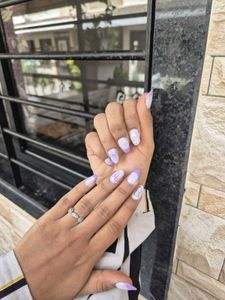 Prees On Nail