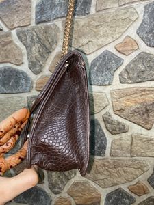 Gucci Sling Bag
