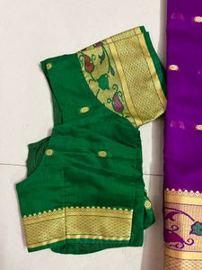 saree with stich blouse