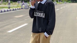 California Graphic Sweatshirt