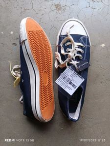 Harvard Navy Blue Canvas Sneakers - Size UK 8