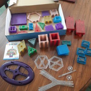 106 Pieces Imported Magnetic Tiles Set