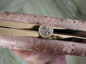 Party&#39; Queen Sequin Clutch
