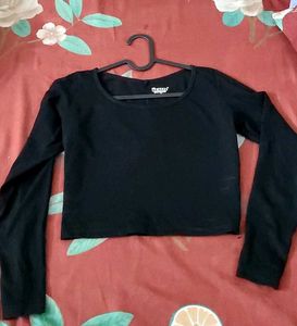 Boat Neck, Full Sleeved Crop Top