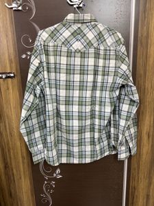 Levi&#39;s Plaid Flannel Shirt