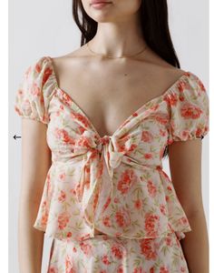 Floral Wrap Top - Cute &amp; Trendy
