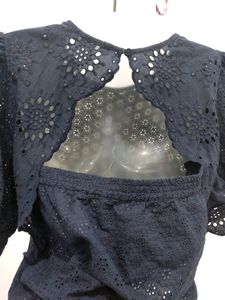 Style Back Top