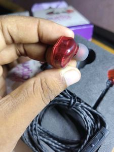 📌Mi Gadgets Premium Earphone With Accessories.