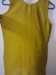 Olive Green Sleeveless Top