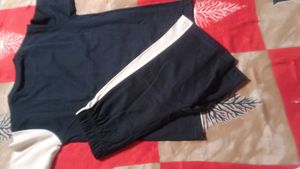 Stylish T-Shirt nikkar set