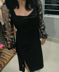 Elegant Black Midi Dress