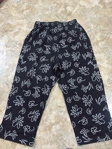 Floral Print Capri Pants