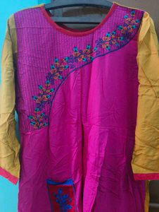 Embroidered Pink Kurta