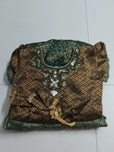Ethnic kids green Gown...