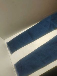 women&#39;s Skinny jeans 💙